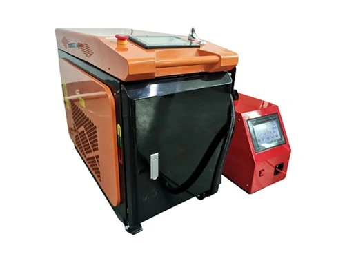 เครื่องเชื่อมเลเซอร์ 1,000 วัตต์